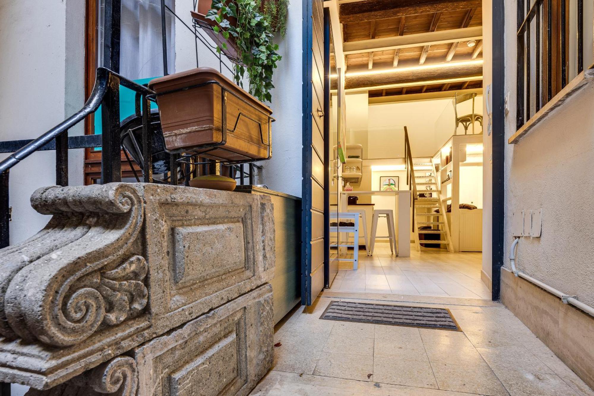 شقة Rome Historic Center Cozy Loft المظهر الخارجي الصورة